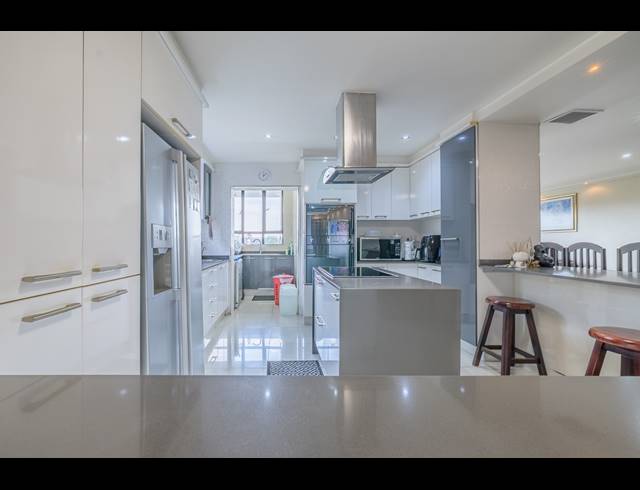 9 BEDROOM HOUSE FOR SALE IN WESTVILLE